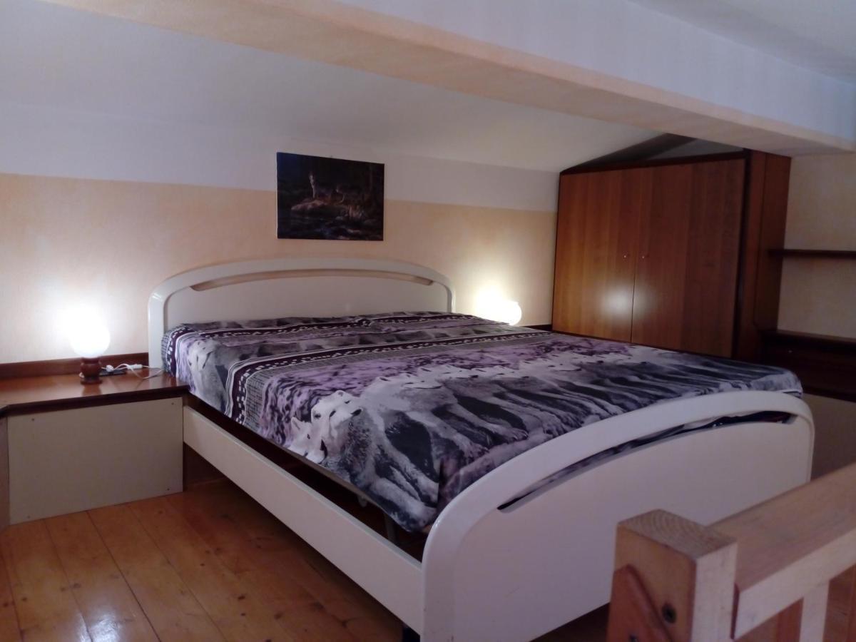 B&B Il Rifugio Del Lupo - E6721 Paringianu Ngoại thất bức ảnh