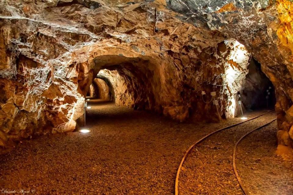 B&B Il Rifugio Del Lupo - E6721 Paringianu Ngoại thất bức ảnh